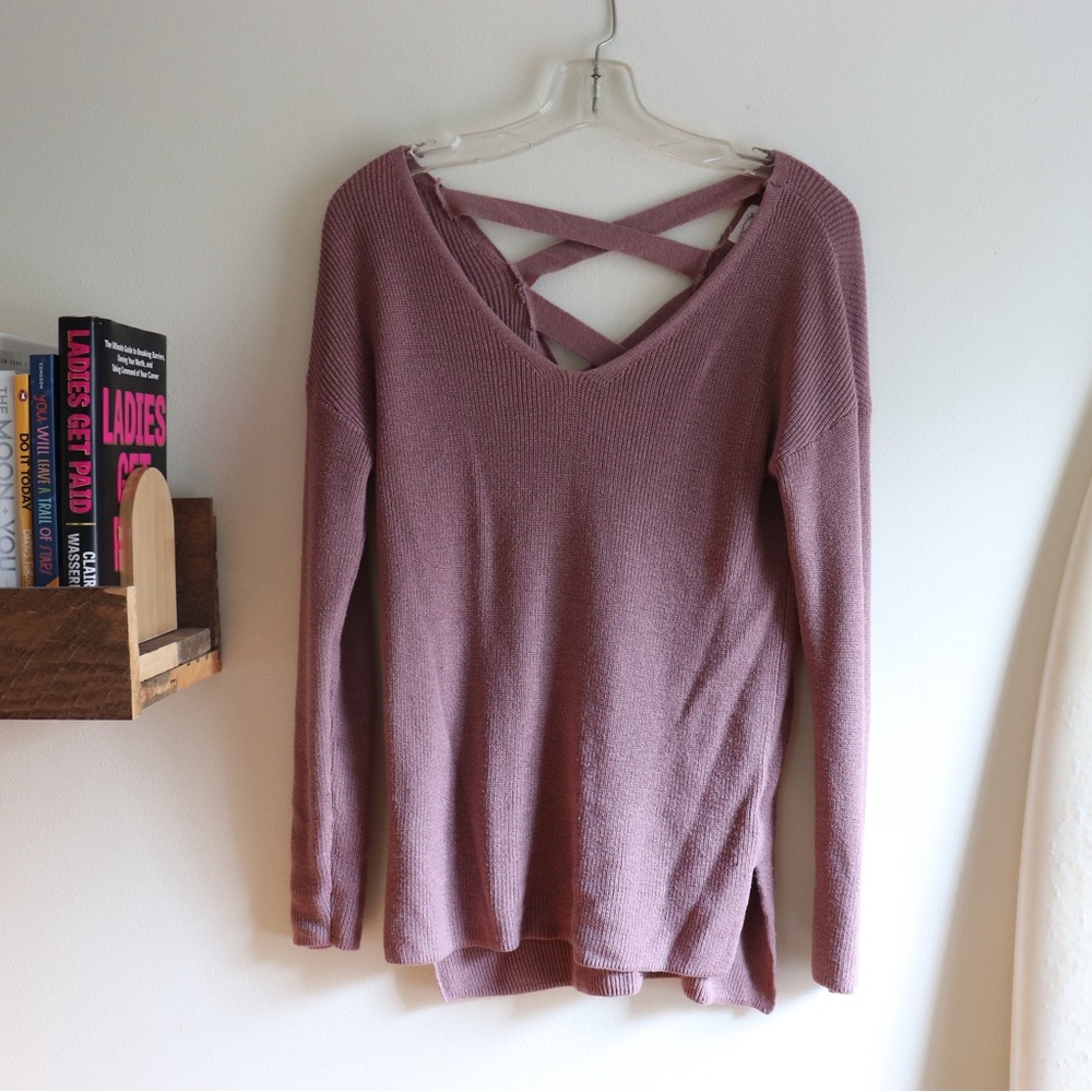 Hippie rose, light pink cutout sweater